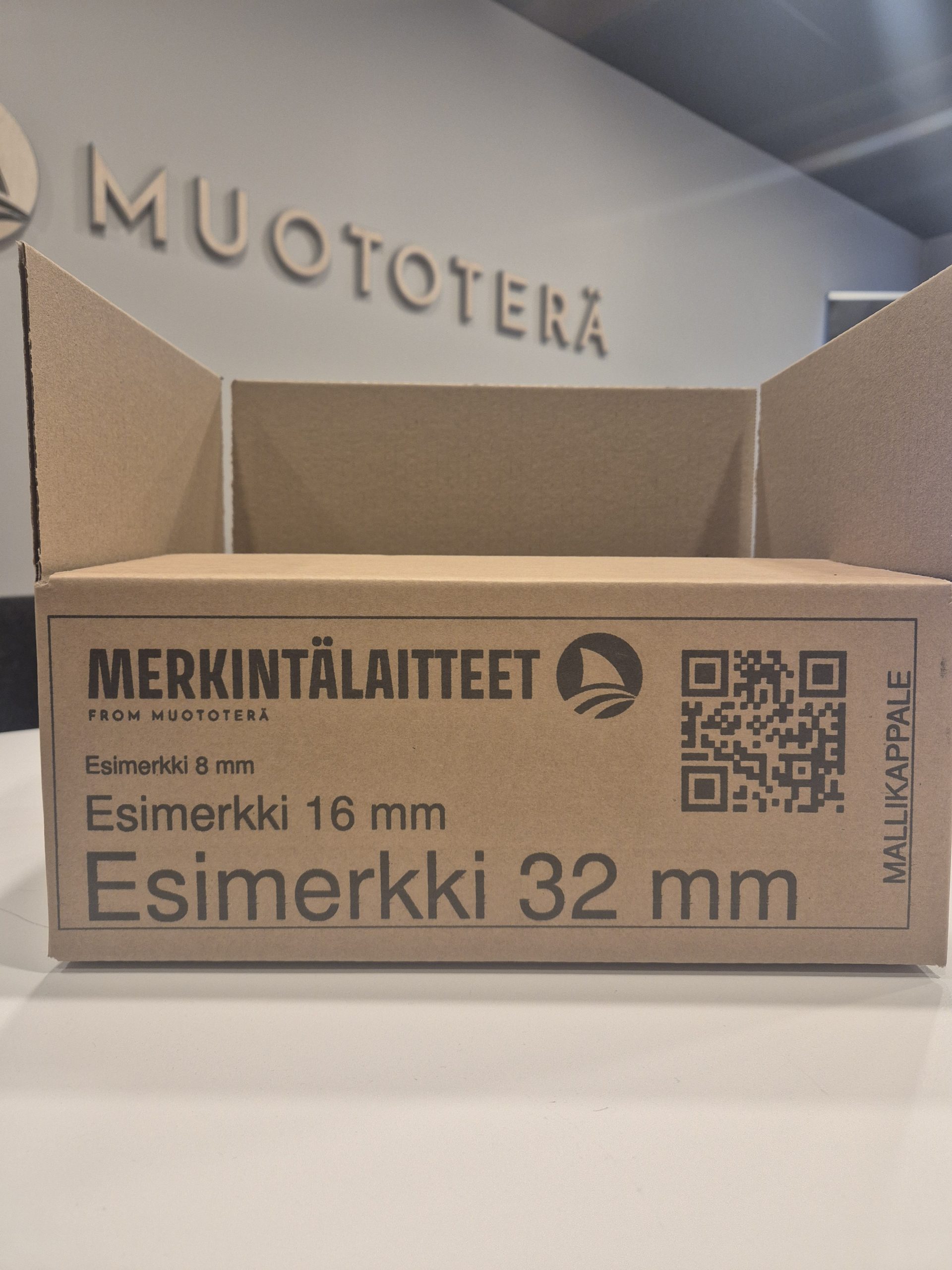 Mallimerkintä pahvi REA JET UP 2